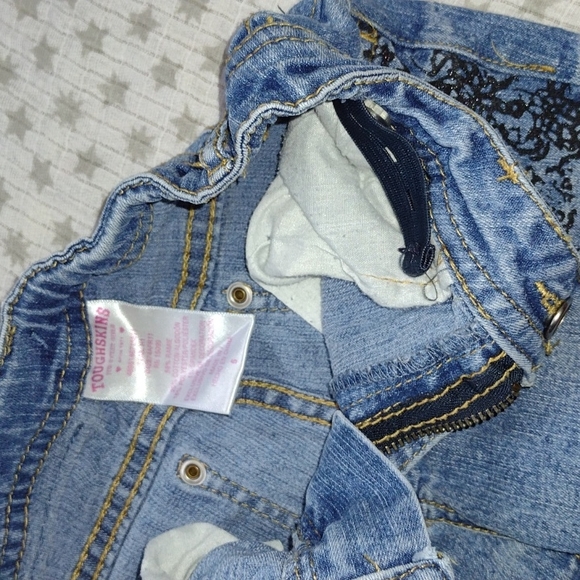 BOGO Sparkly Embellished Jeans - Size 6 - Picture 8 of 9